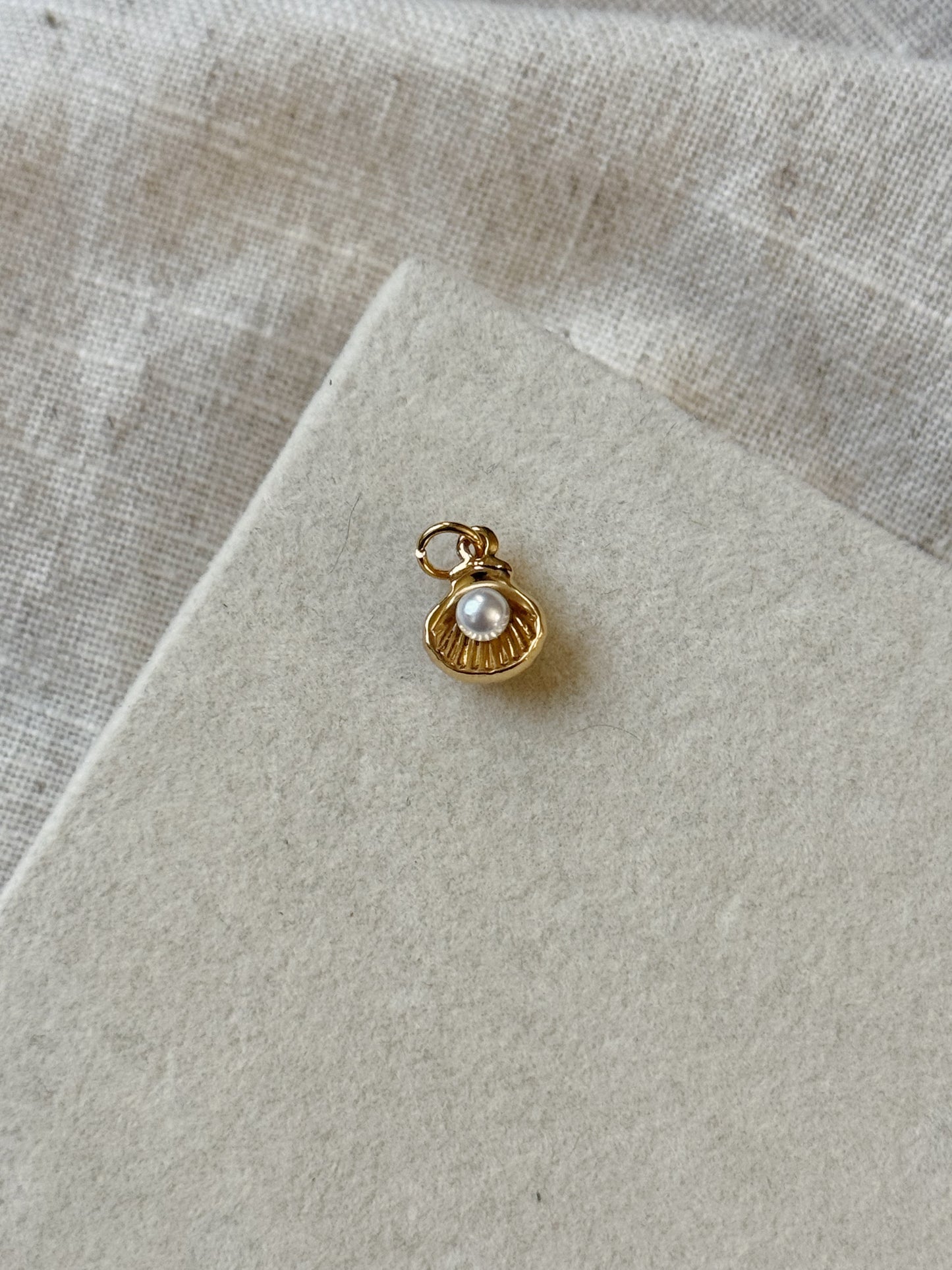 Mini Pearl Shell