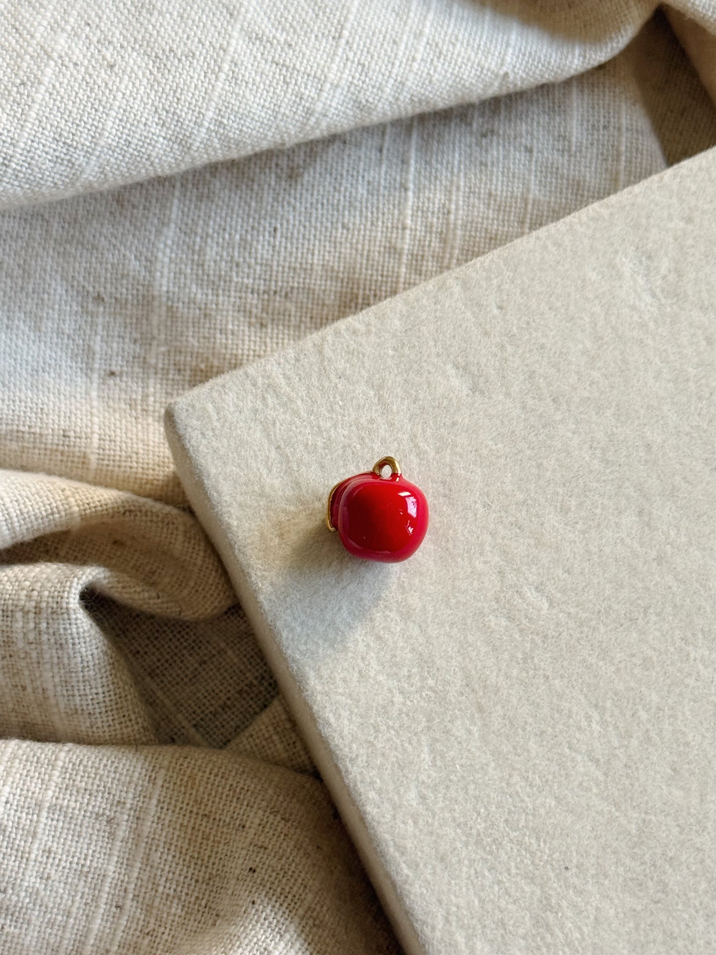 Apple Charm