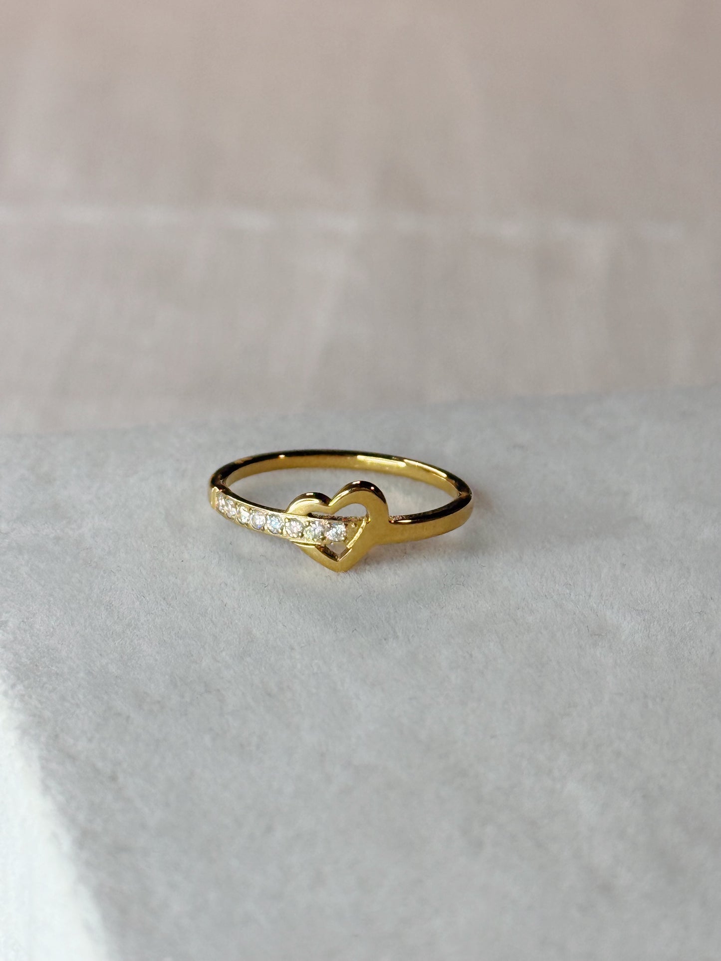 Amore Ring