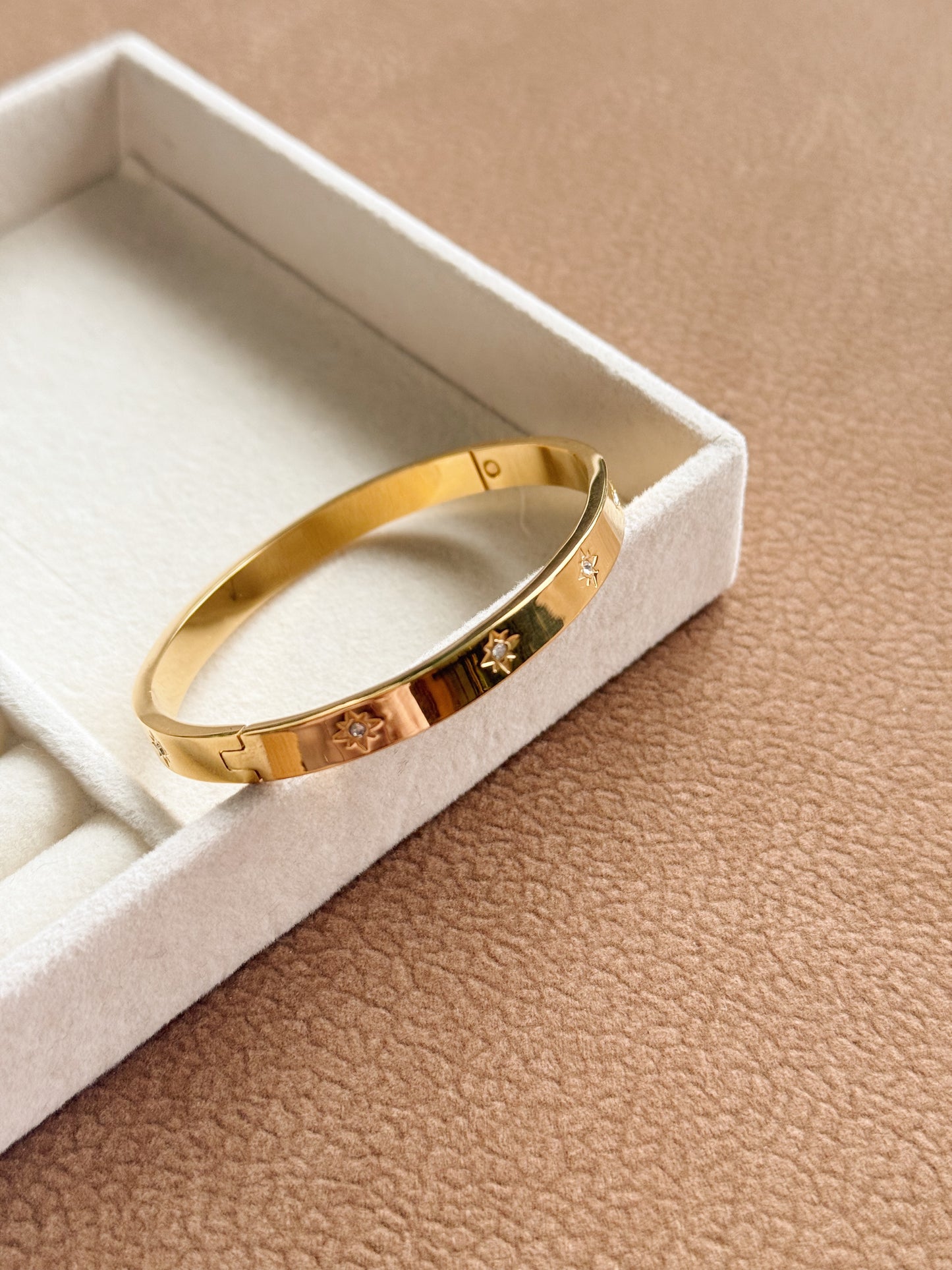 Star Bangle