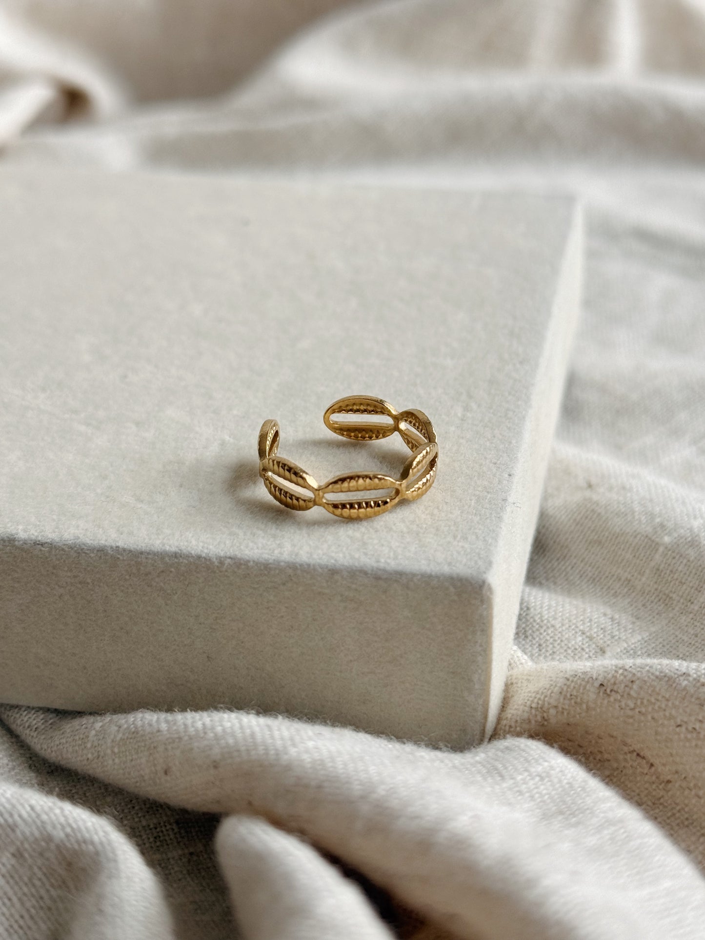 Capri Ring