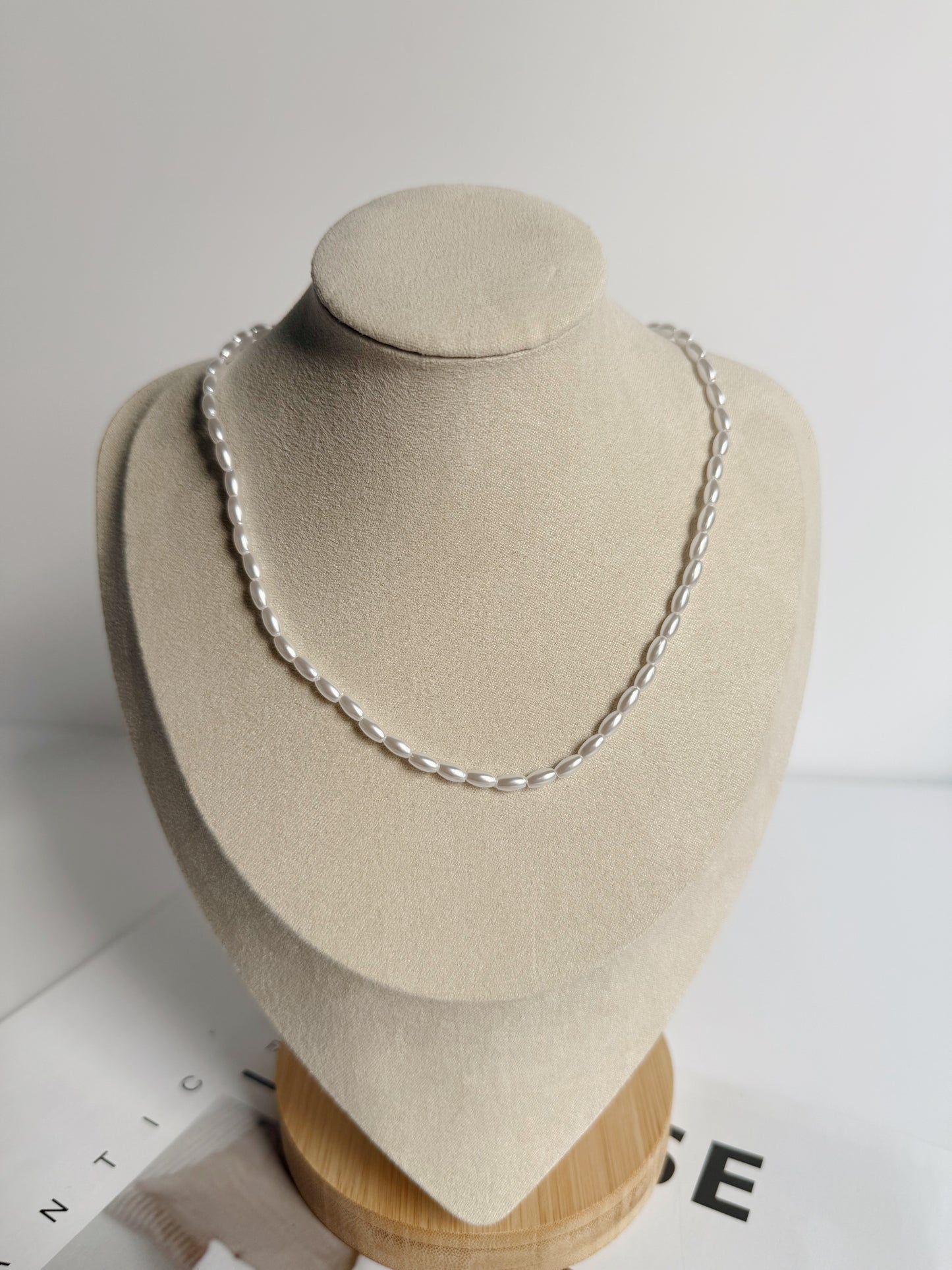 Minimal Pearl Chain