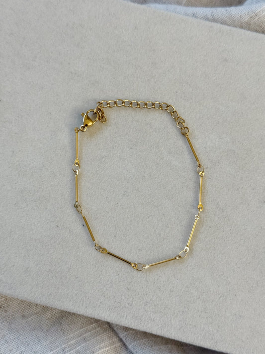 Thin Linked Charm Bracelet