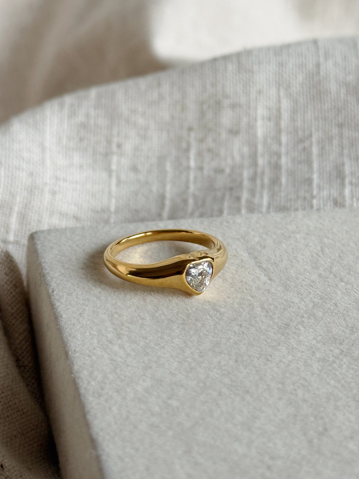 Estelle Ring