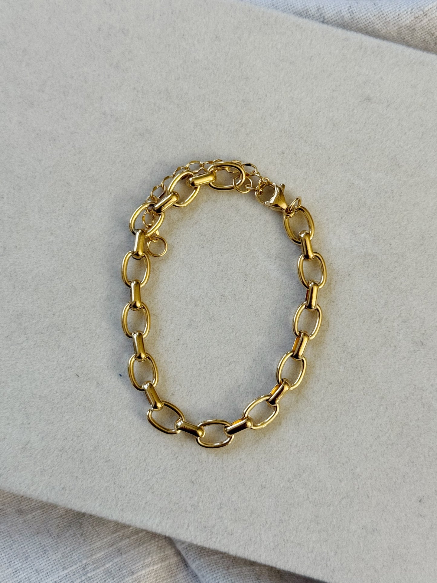 Mid Linked Charm Bracelet