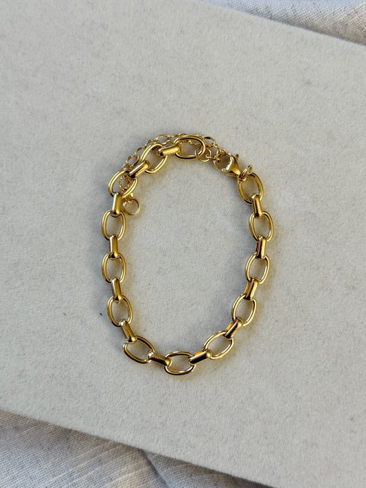 Mid Linked Charm Bracelet