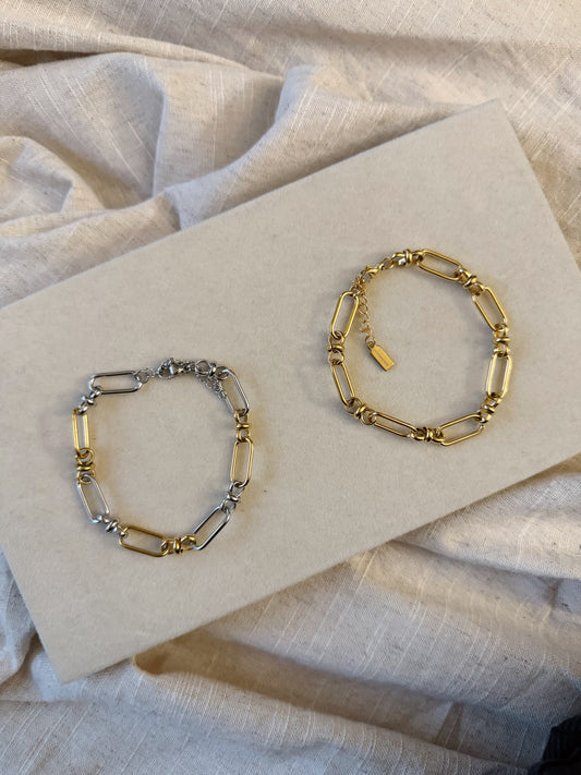 Wide Linked Bracelet