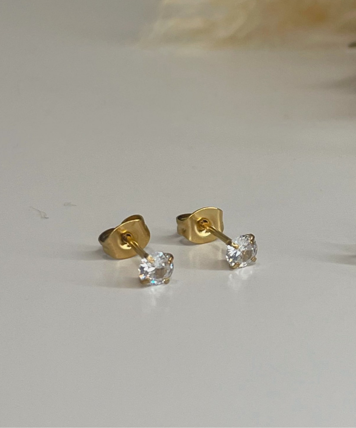 Zircon Studs
