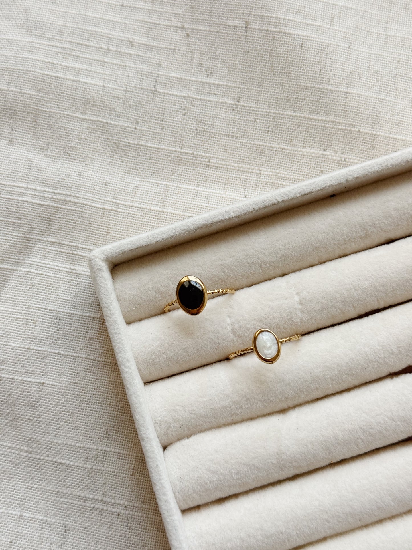 Iris Ring