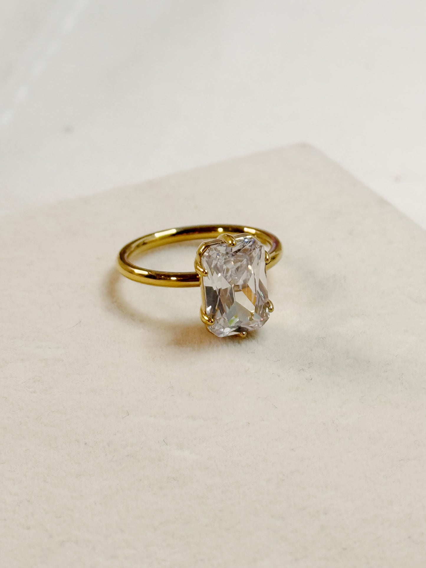 Serena Ring