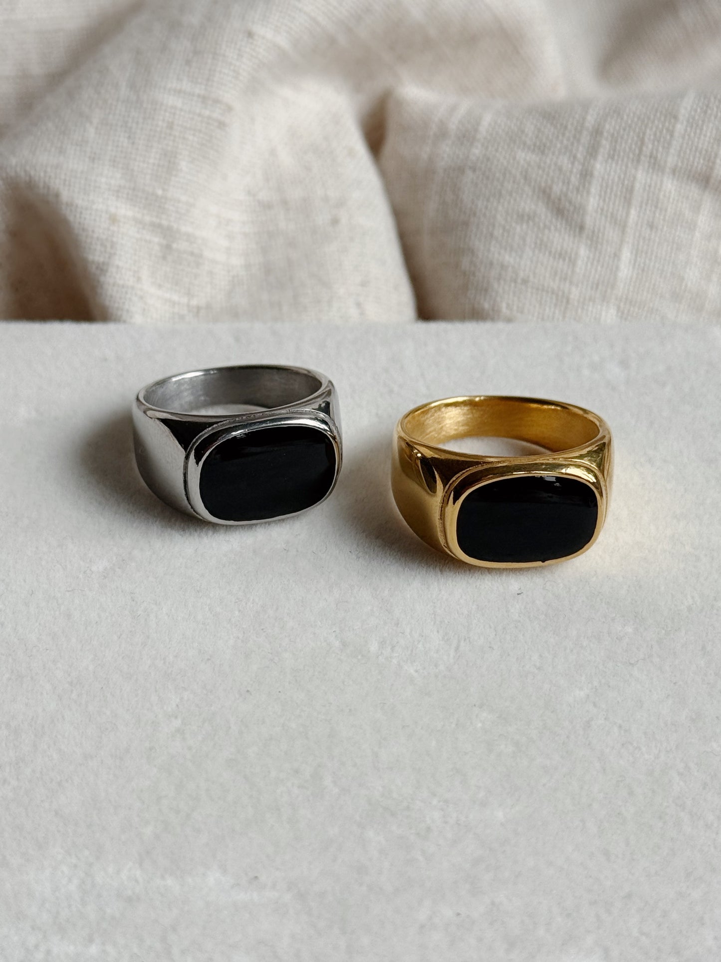 Men’s Bold Onyx Ring