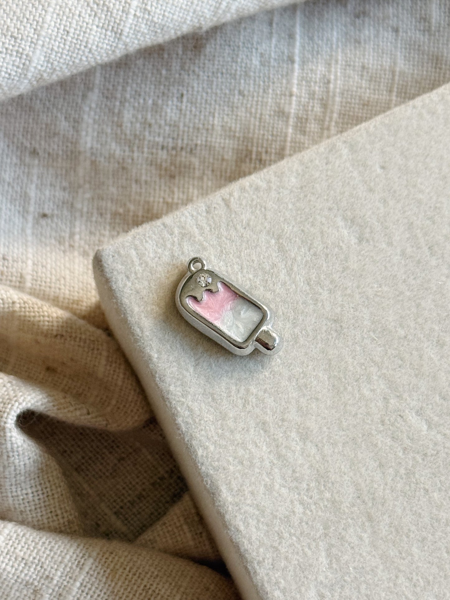 Silver ice cream charm